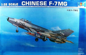Trumpeter 02220 Chasseur à réaction chinois F-7MG (1/32)