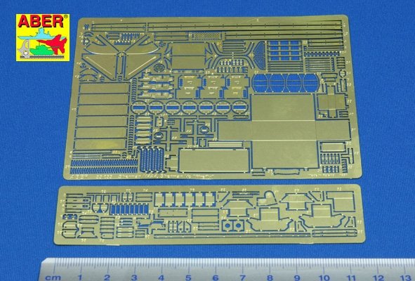 Aber 35033 Sherman M4A4, Vc Firefly (DRA) 1/35 – image 2