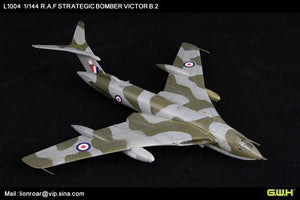 Lion Roar L1004 Bombardier stratégique RAF VICTOR B2 1/144 – image 3