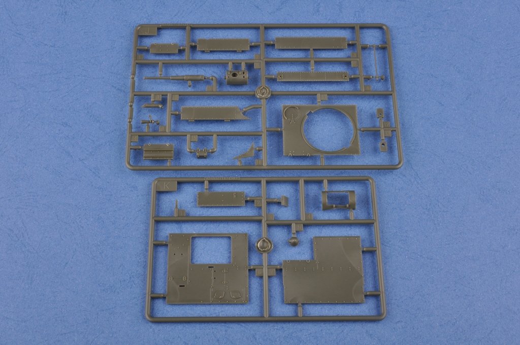 Hobby Boss 82495 Char d&amp;#39;infanterie léger soviétique T-26 Mod.1933 (1/35) – immagine 6