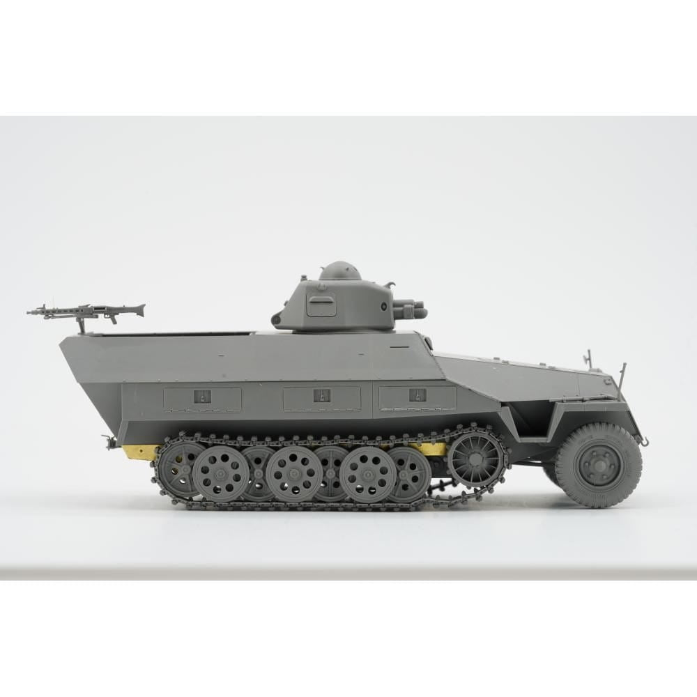 Modèle Border BT-042 Sd.Kfz.251 Ausf.D avec tourelle R35 1/35 – immagine 5