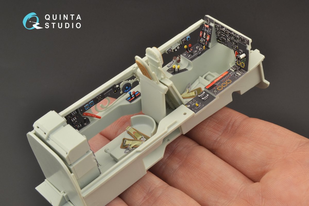 Intérieur imprimé en 3D et coloré sur papier décalcomanie (Revell) Quinta Studio QD32093 He 219 1/32 – immagine 3