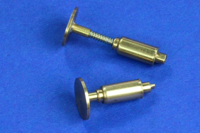 Le kit de tampons plats pour train RB modèle 35A11 contient deux tampons au 1/35 – imagen 3