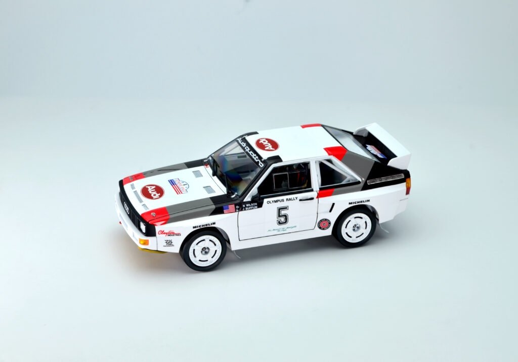 NuNu PN24023 Audi SPORT QUATTRO S1 &amp;#39;86 US OLYMPUS RALLY 1/24 – image 2