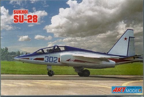 Modèle artistique 7211 Sukhoi SU-28 (1/72)