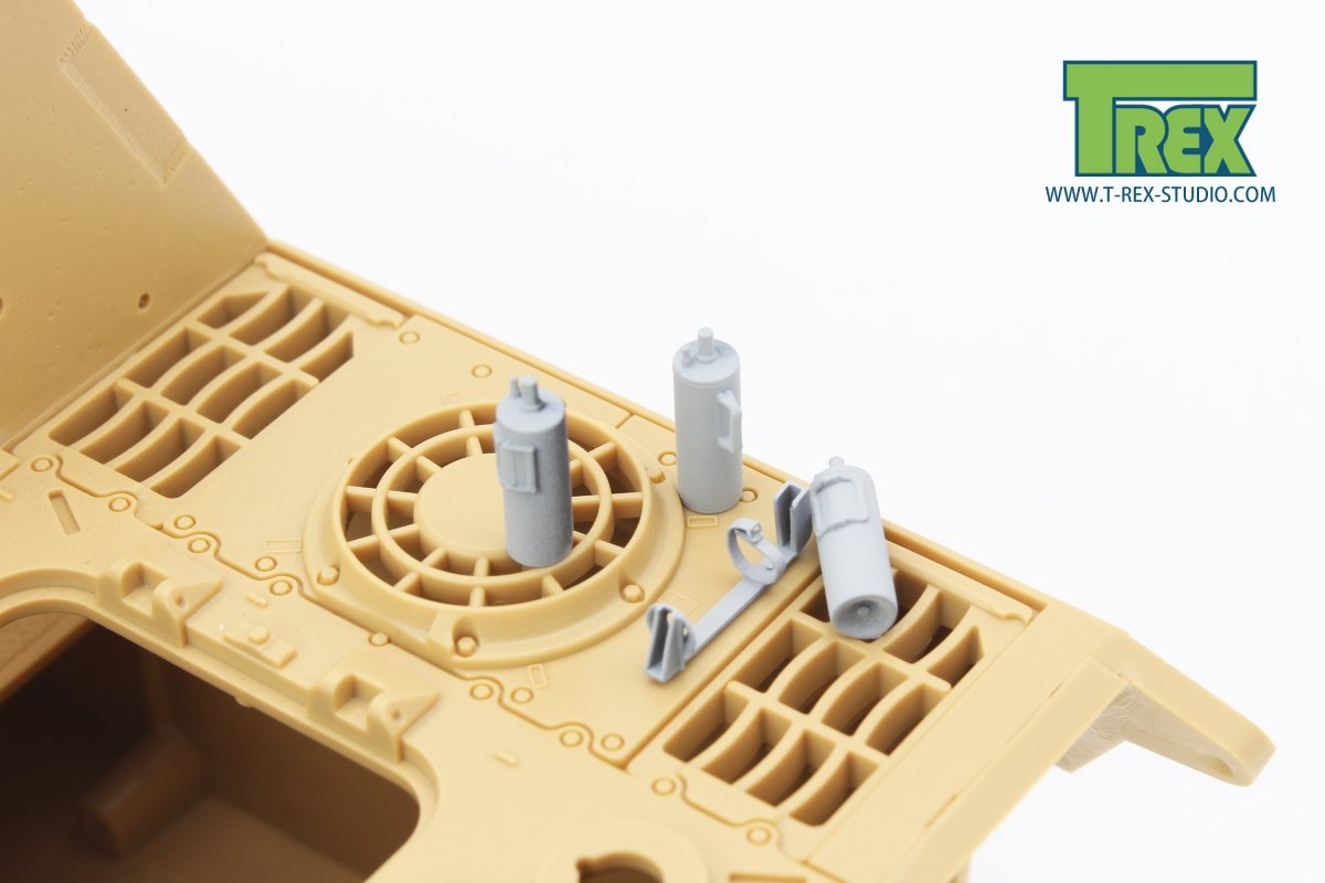 Extincteur T-Rex Studio TR35020, version tardive, échelle 1/35 – immagine 4