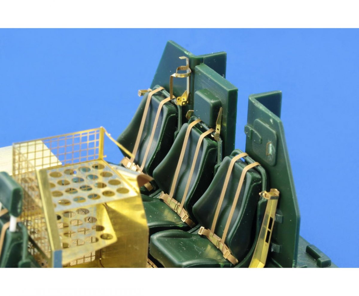Eduard 36263 ATF Dingo 2 GE A PatSi intérieur REVELL 1/35 – image 3