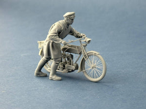 Copper State Models F32-065 Motard de liaison britannique poussant sa moto (moto non incluse) 1/32 – image 3