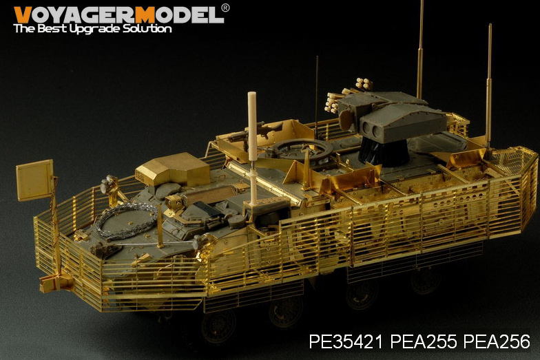 Modèle Voyager PEA256 Dispositif anti-IED Rhino de la famille Stryker américaine moderne/VHF/UHF (GP) 1/35 