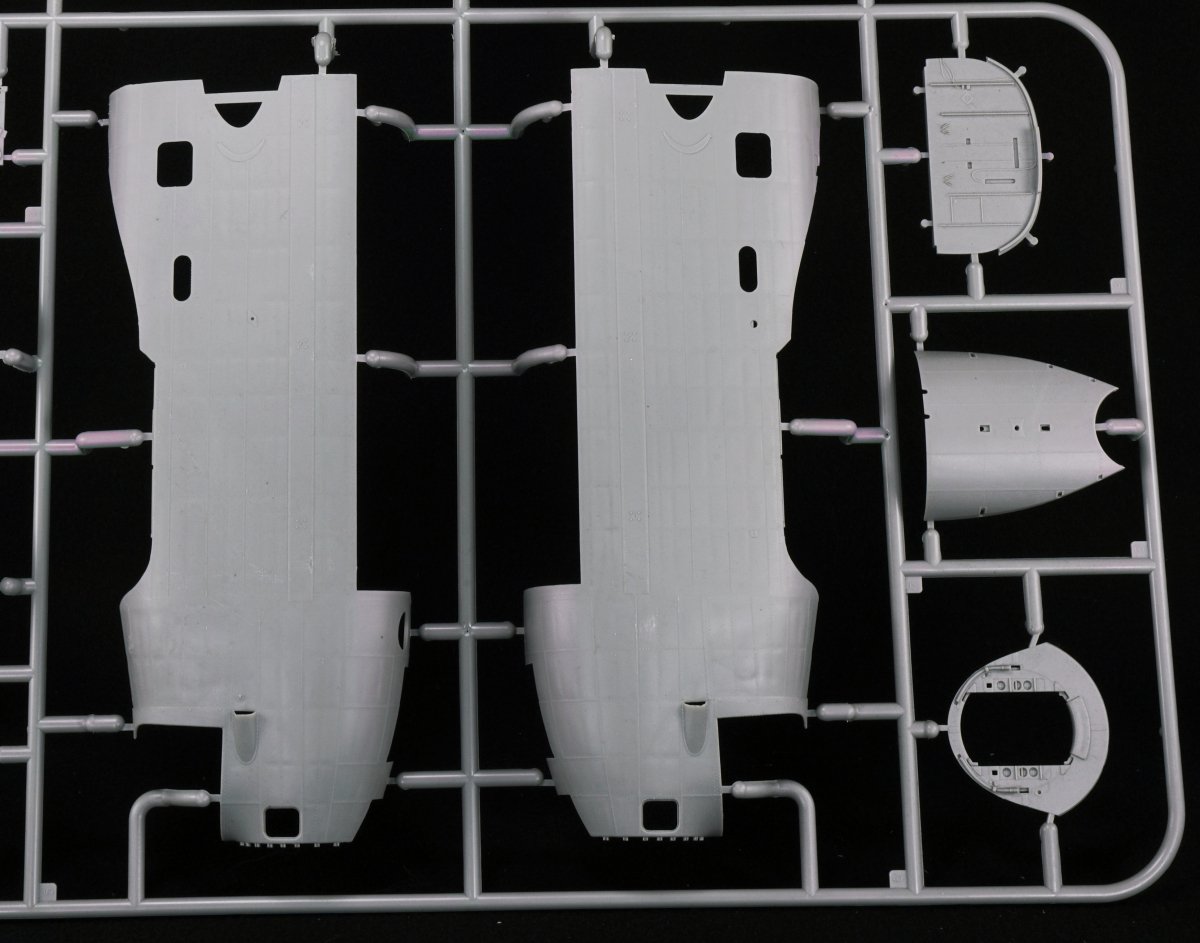 Maquette Border BF-010 Avro Lancaster B Mk.I/III avec intérieur complet 1/32 – Bild 15