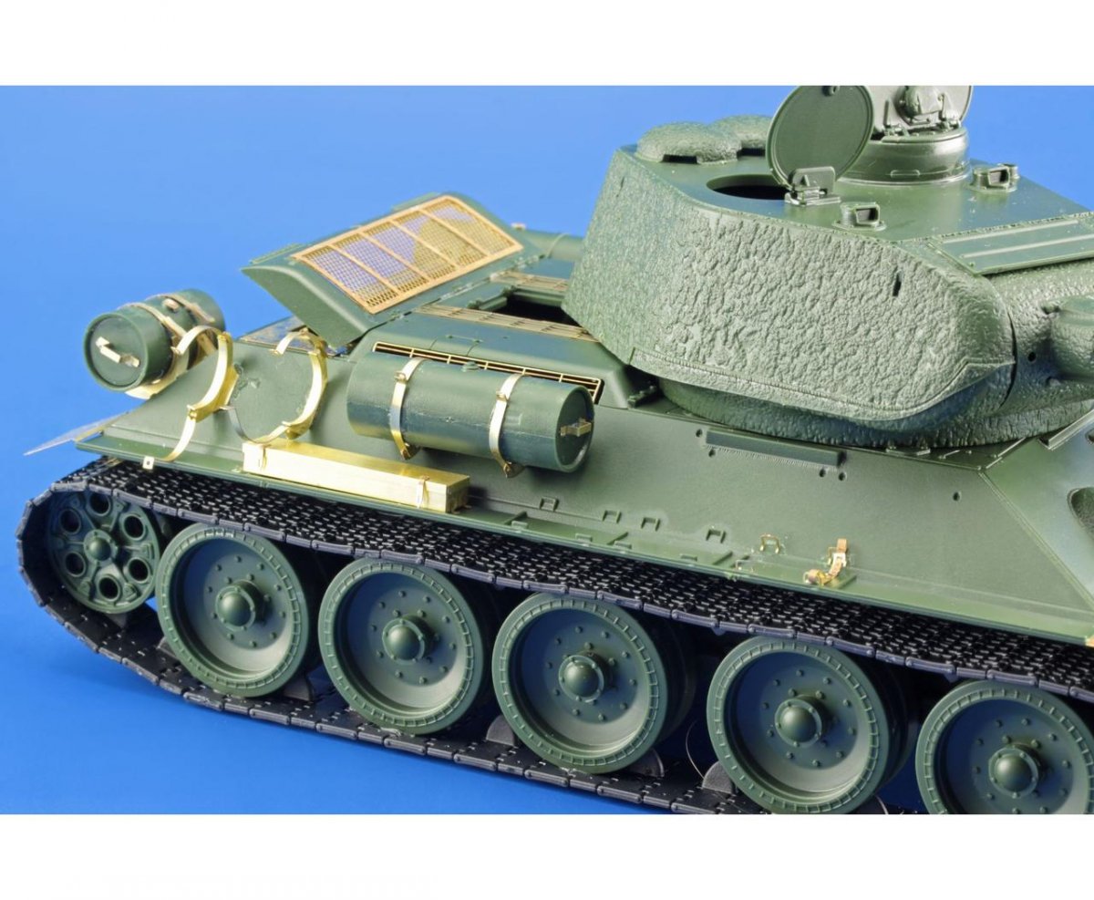 Eduard 36319 T-34/85 1/35 Academy – image 7