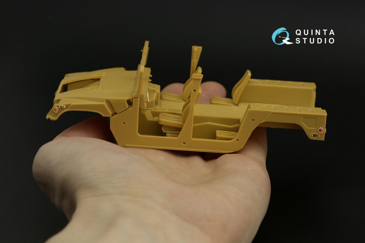 Intérieur imprimé en 3D et coloré sur papier décalcomanie pour la famille HUMVEE (Bronco) de Quinta Studio QD35043, échelle 1/35 – immagine 7