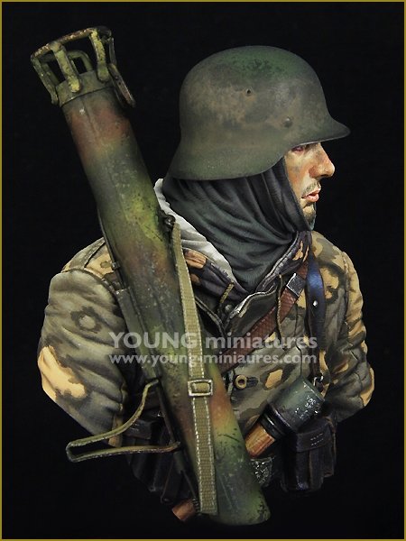 Young Miniatures YM1865 Waffen SS allemand avec Panzerschreck 1/10 – image 7