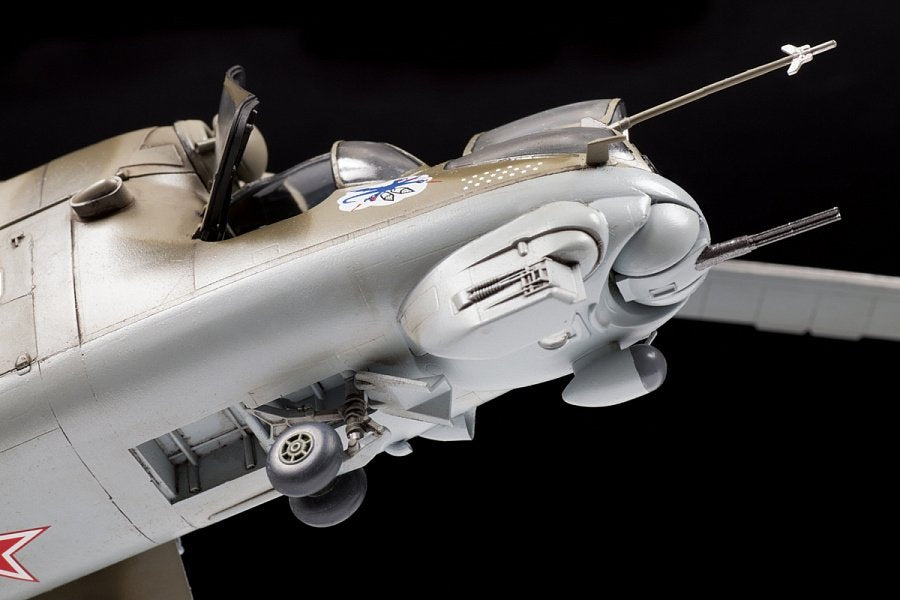 Zvezda 4823 Mi-24V/VP Hélicoptère d&amp;#39;attaque soviétique 1/48 – imagen 7