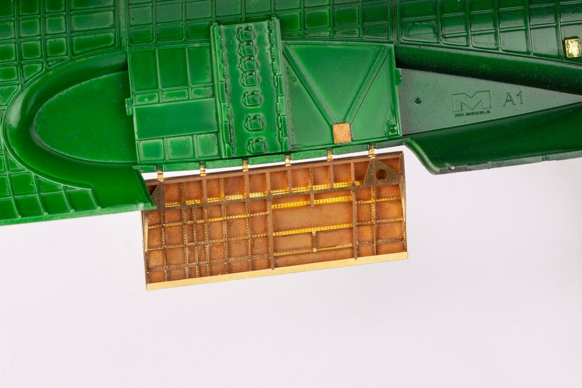Eduard 491184 Baie à bombes B-17F HKM 1/48 – immagine 3