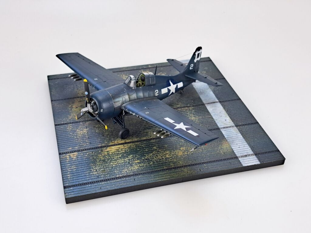 Arma Hobby 70060 Pont d&amp;#39;escorte de porte-avions USN/RN 152x152mm (6 pouces par 6 pouces) 1/72  – image 7