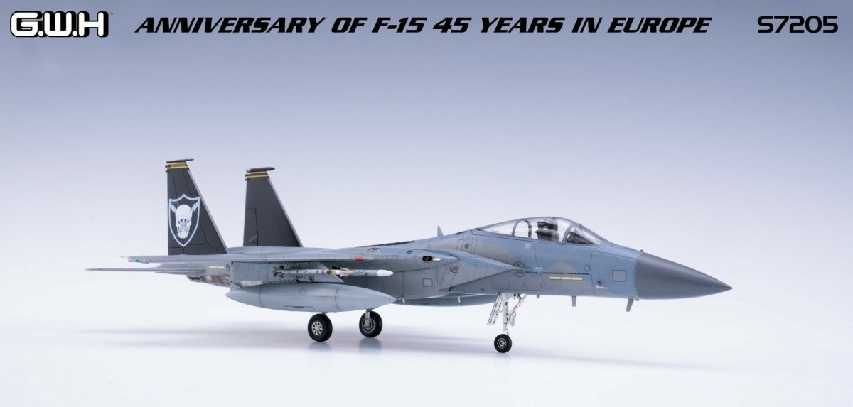 Great Wall Hobby S7205 Édition limitée anniversaire du F-15C Eagle - « 45 ans en Europe » 1/72 – imagen 3