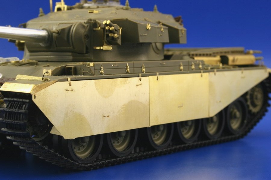 Eduard 35983 Centurion Mk.5/2 105mm NATO army. shields 1/35 AFV Club – image 3