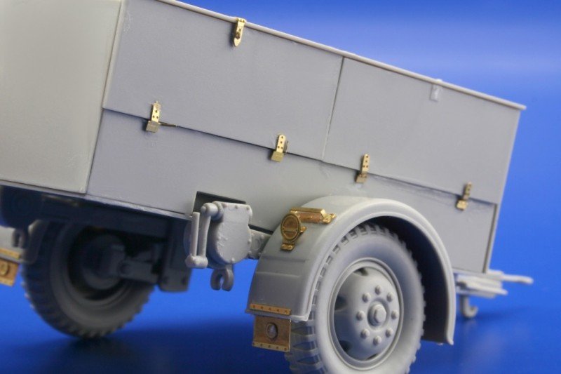 Édouard 36104 Sd. Kfz.7/2 (début) Flak 37 37mm 1/35 Trumpeter  – immagine 16