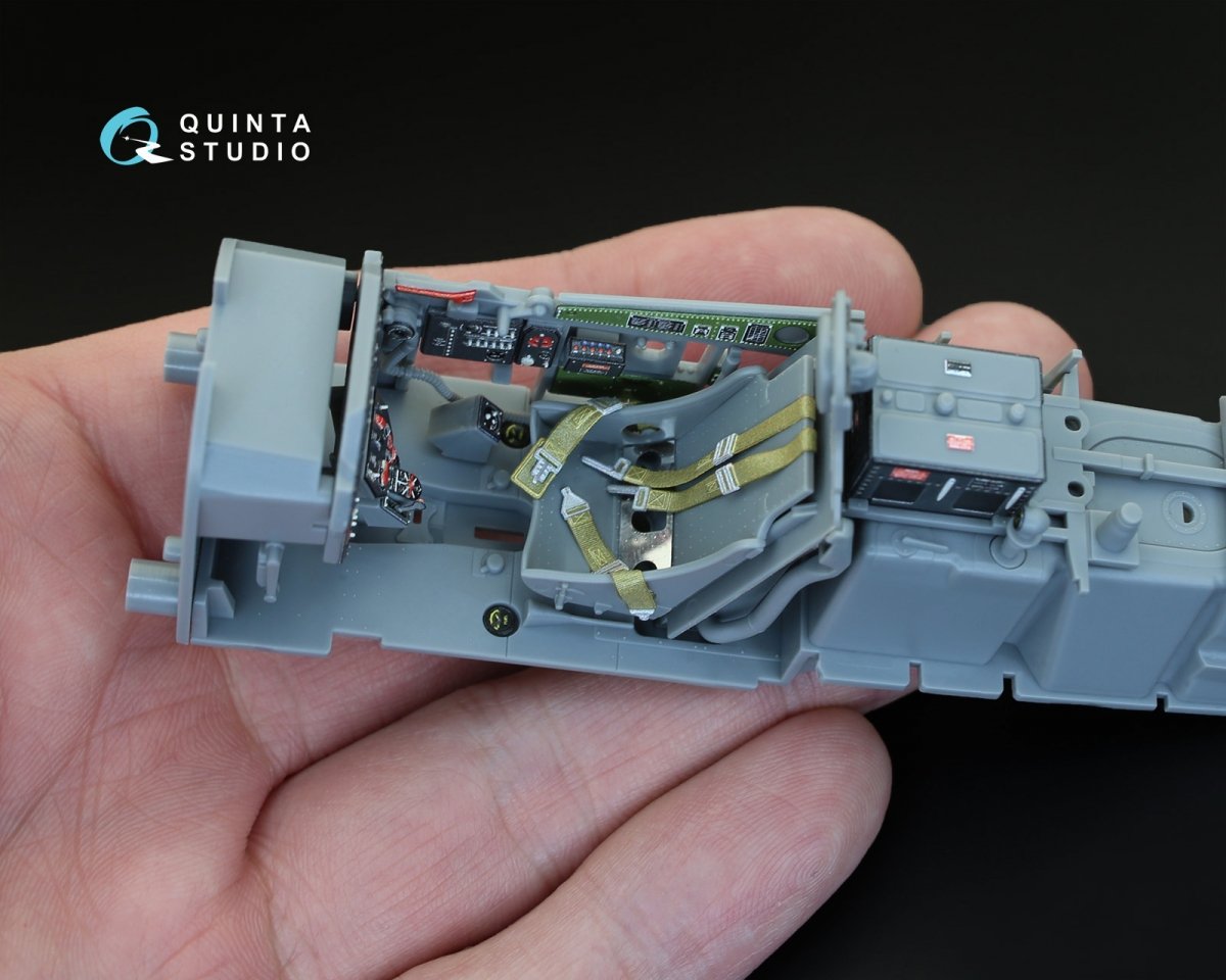 Intérieur imprimé en 3D et coloré sur papier décalcomanie Quinta Studio QD32005 P-51D (première version) (pour maquette Tamiya) 1/32 – image 8