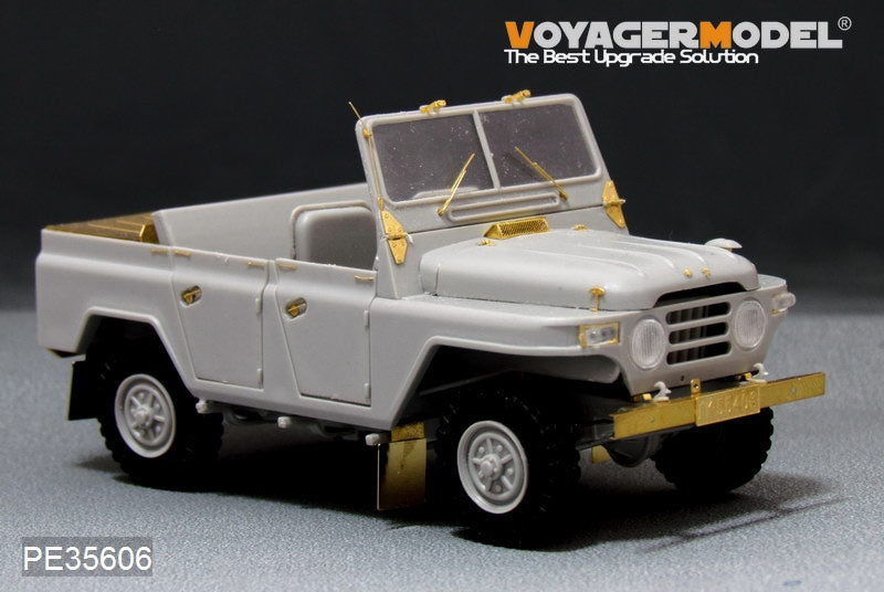Jeep militaire Voyager Model PE35606 PLA BJ212 pour TRUMPETER 1/35 – immagine 4