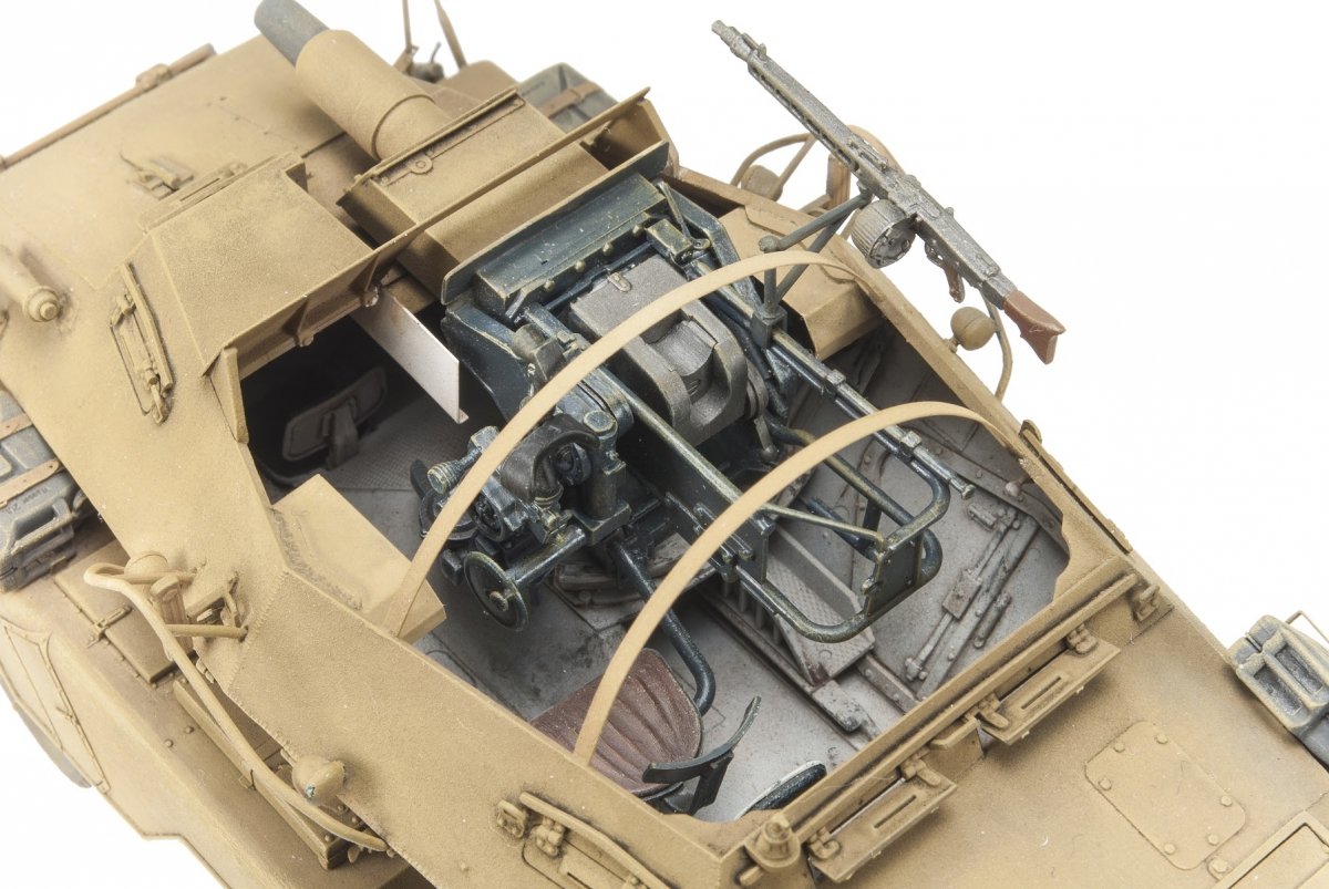 AFV Club 35233 Sd.Kfz.233 8-Rad avec pistolet de 7,5 cm – immagine 3