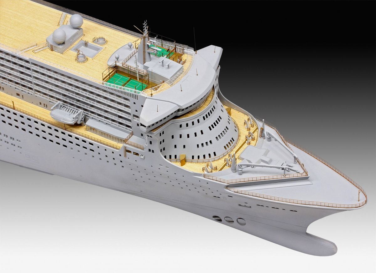 Revell 05199 Paquebot Queen Mary 2 Édition Platine 1/400 – immagine 3