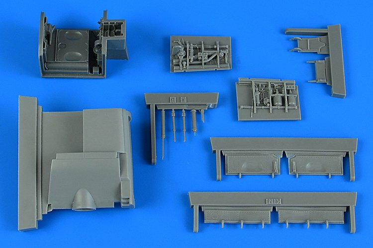 Aires 4872 Harrier T.2/T.4/T.8 baie de train d'atterrissage 1/48 Kinetic 