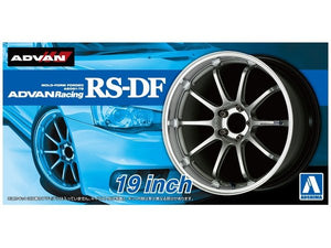 Aoshima 05328 ADVAN Racing RS-DF 19 pouces 1/24