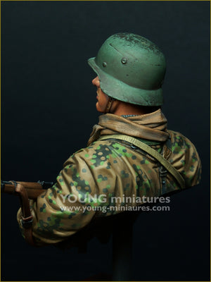 Young Miniatures YM18101 Young German Infantryman WWII 1/10