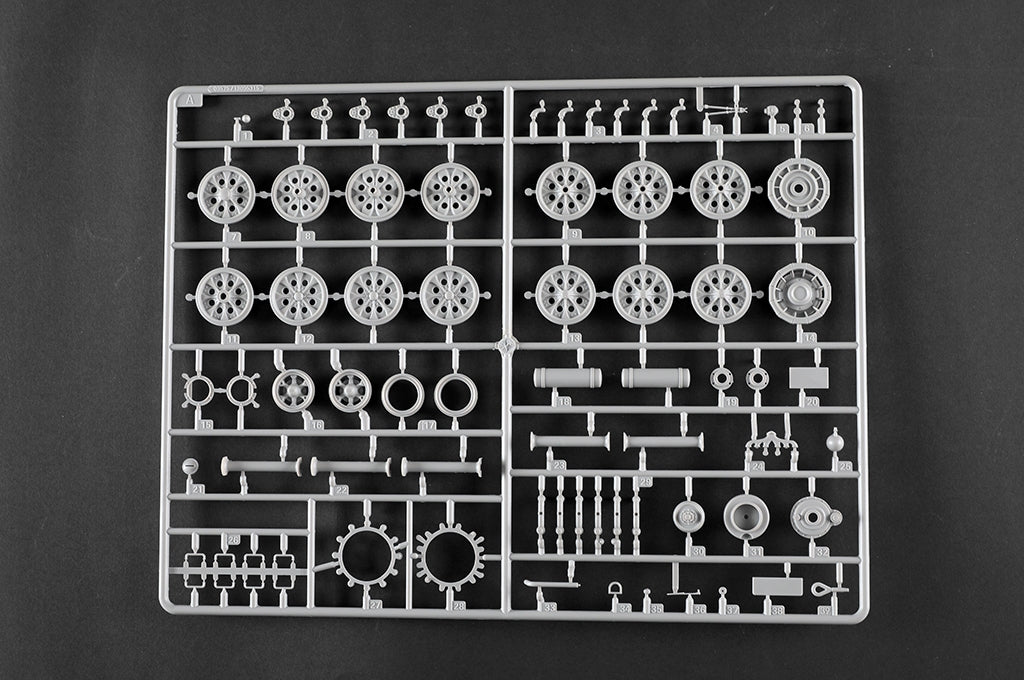 Trumpeter 09575 Schwerer Zugkraftwagen 18 t Sd.Kfz.9 Artillerie Version 1/35 – image 18