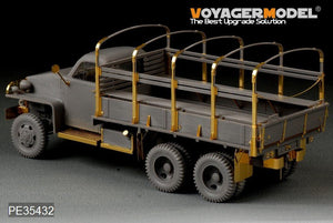 Maquette Voyager PE35432 Camion Studebaker US6 russe de la Seconde Guerre mondiale pour ITALERI 6499 / ICM 35511 1/35  – immagine 10