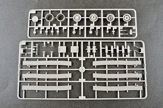 Trumpeter 01067 M1142 HEMTT TFFT (Camion de lutte contre les incendies tactique) 1/35 – Bild 13
