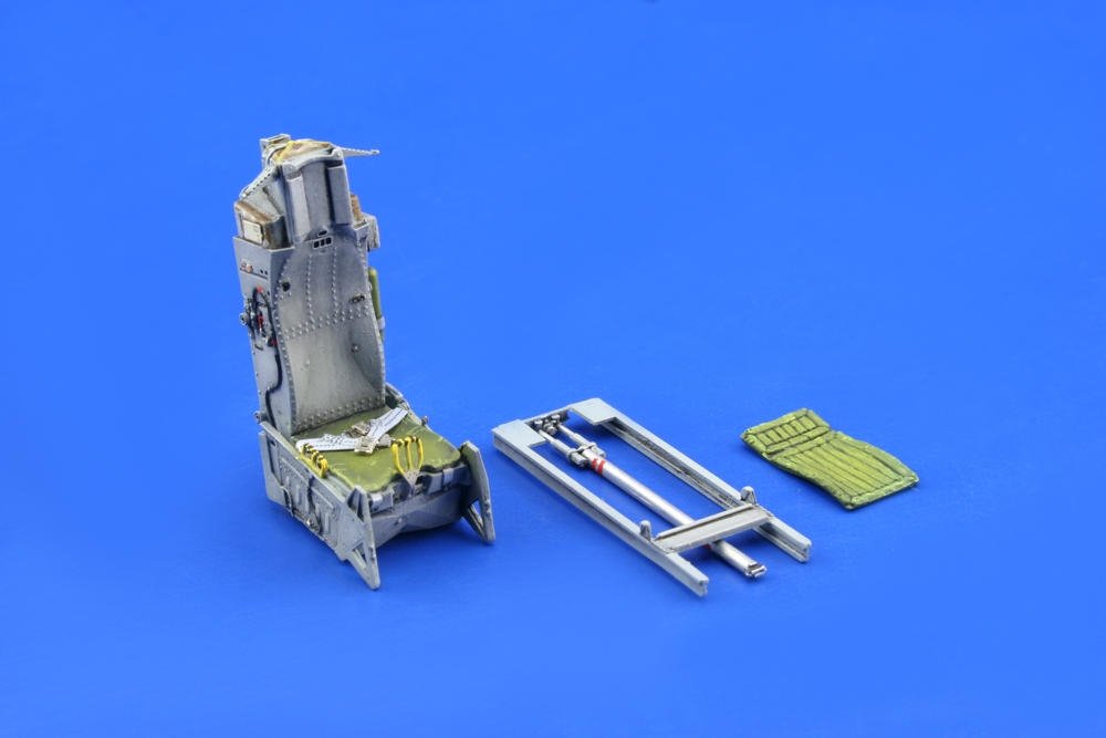 Eduard 648001 F-16 siège de début de production 1/48 (Tamiya) – image 2