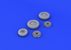 Roues de train d&amp;#39;atterrissage Eduard 648176 F-104, échelle 1/48 (Hasegawa) – image 4