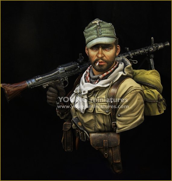 Young Miniatures YM1860 SS GEBIRGSJAGER WWII 1/10 – image 2
