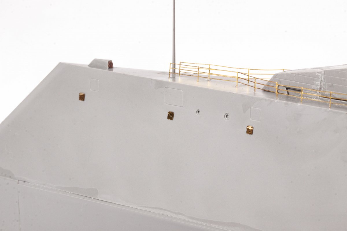 Maquettes Eduard 53288 USS DDG-1000 Zumwalt SNOWMAN, TAKOM 1/350 – immagine 2