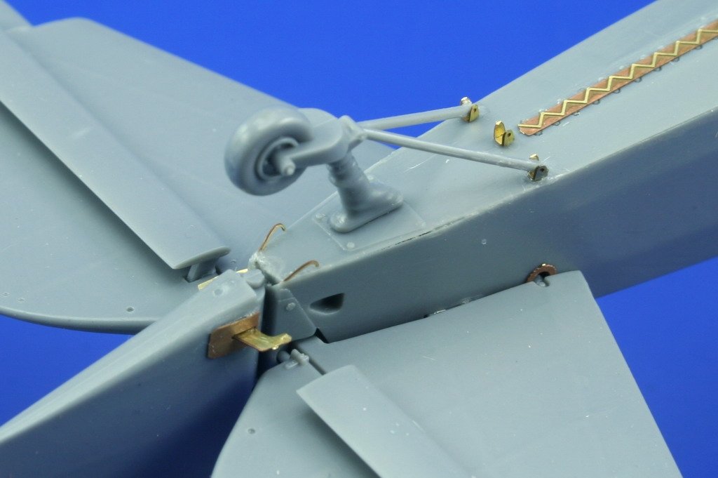 Eduard 48581 Fi 156C-3/ C-5 Storch extérieur 1/48 Tamiya – immagine 5