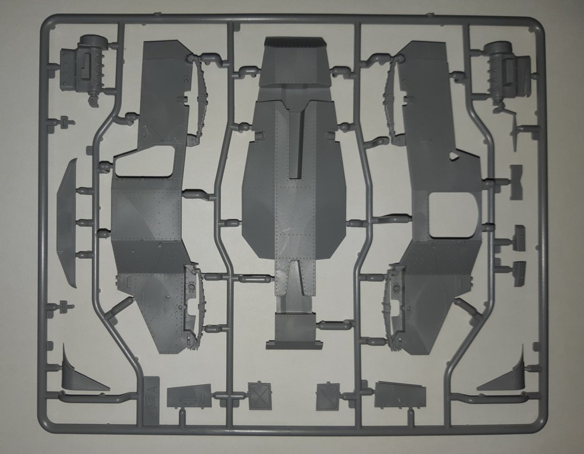 ICM 35377 Panzerspahwagen P 204 (f) with CDM turret, WWII German Armoured Vehicle 1/35 – zdjęcie 7