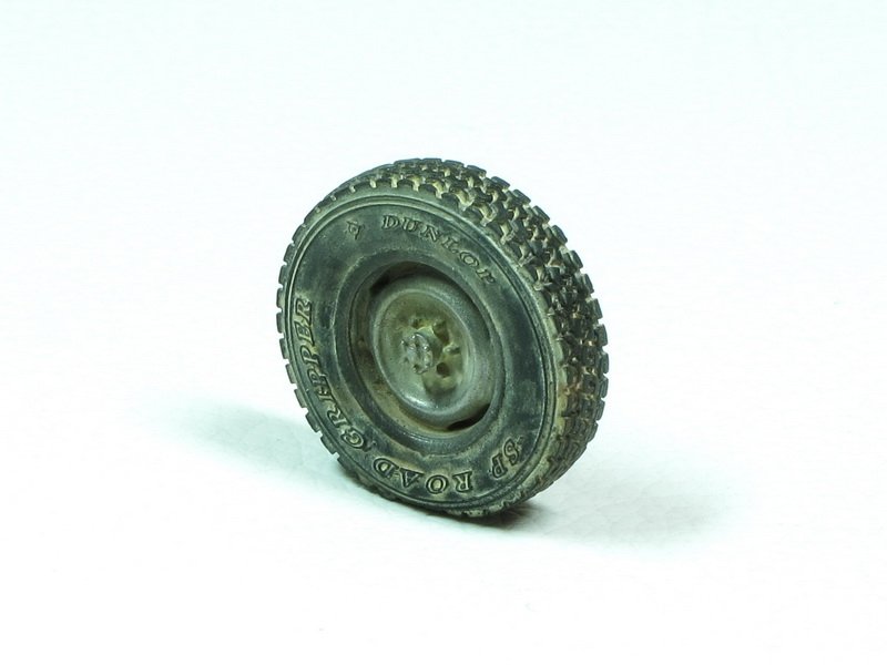 Camionnette technique ET modèle ER35-055, roues lestées type 2 pour Meng VS-004 1/35 – image 3