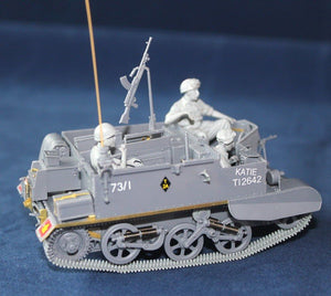 Maquette Rich Models RV35011 Universal Carrier Mk.I avec équipage (1/35) – image 2