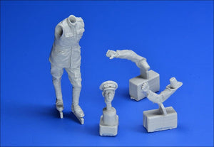 Modèle réduit Copper State Models F35-005 : Membre d&amp;#39;équipage d&amp;#39;une division de véhicules blindés de la RNAS britannique observant, échelle 1/35  – immagine 2