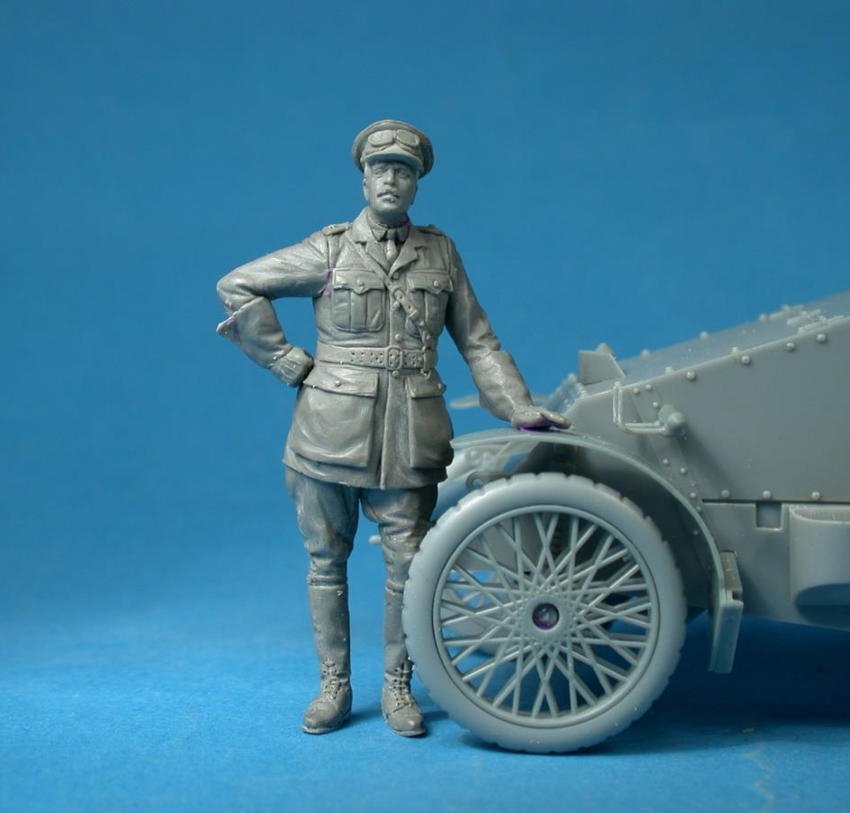 Copper State Models F35-004 Officier de division de véhicules blindés de la RNAS britannique, échelle 1/35 – image 2