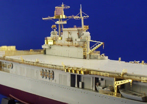 Eduard 53005 Porte-avions américain Hornet 1/350 Trumpeter – image 3