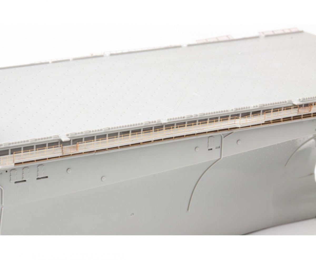 Eduard 53321 USS Wasp LHD-1 partie 4 Trumpeter 1/350 – image 9