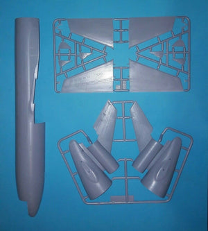 AMP 14405 McDonnell Douglas DC-10 Avion-citerne 1/144  – image 3