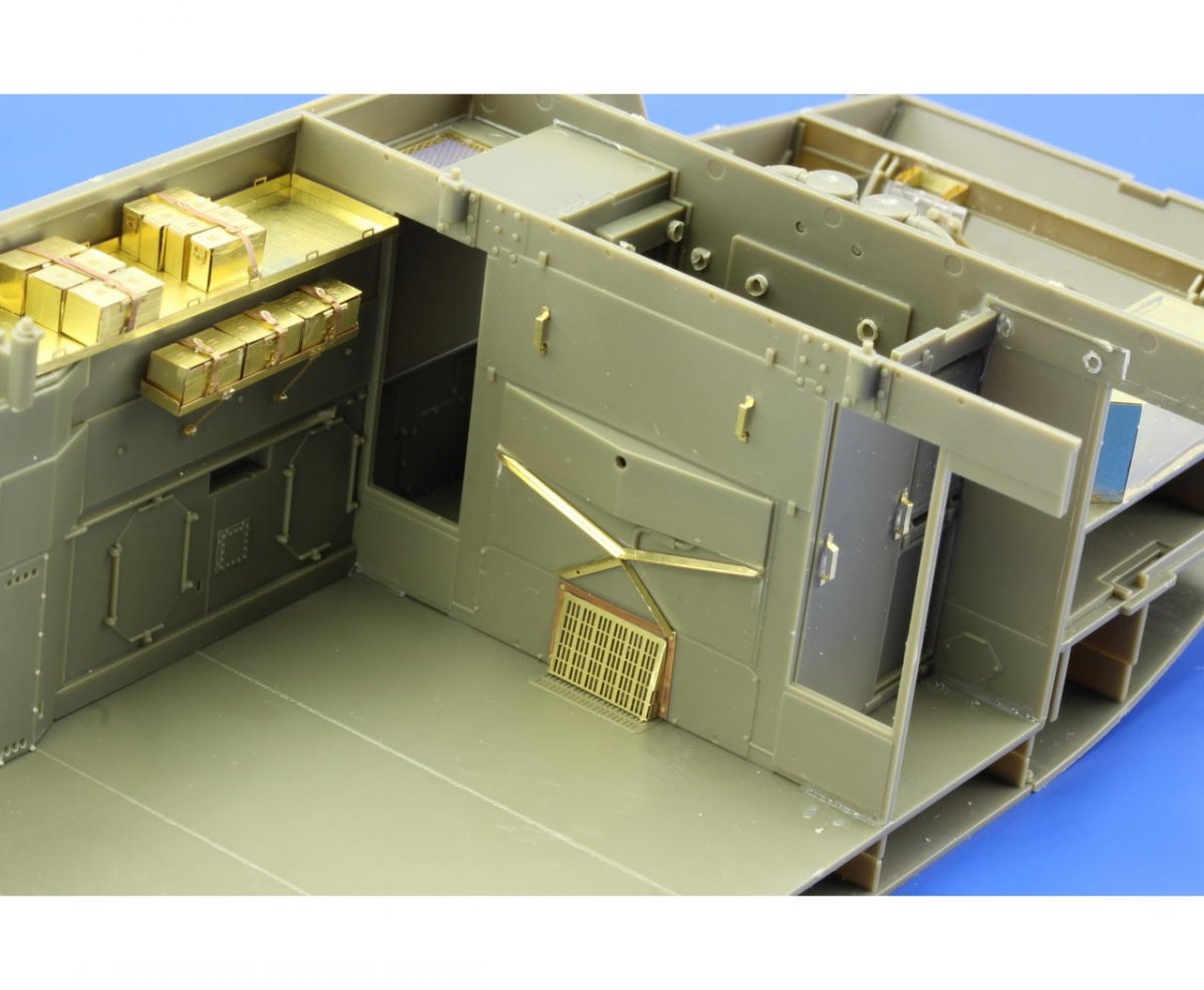 Intérieur Eduard 36240 LVT-4 1/35 AFV Club – image 4