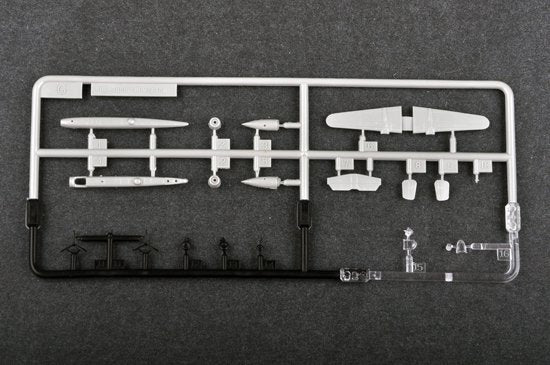 Trumpeter 06201 North American B-25B Mitchell (10 pièces) (1/350) – image 5