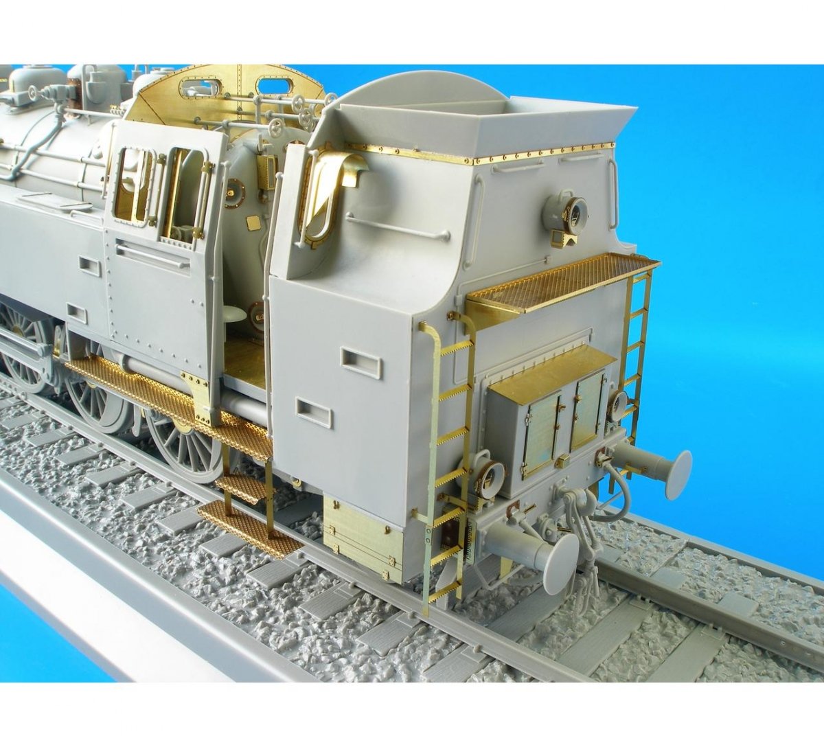 Eduard 36174 BR 86 extérieur 1/35 Trumpeter – immagine 3