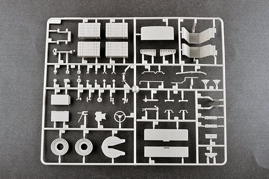 Trumpeter 01065 MAZ-537G Type de production tardive avec semi-remorque ChMZAP-9990 1/35  – immagine 16